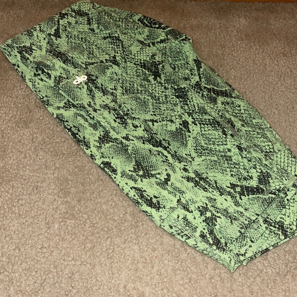 ALO leggings